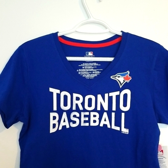 2/$18 Toronto Blue Jays Women's Baseball Top NWT - Picture 2 of 5